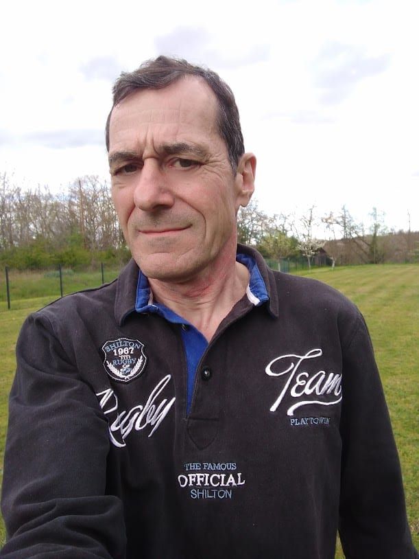 Profil de Néo