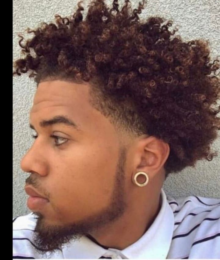 Profil de Macire